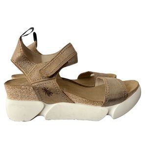 Fly London Luna Cool Sena Platform sandal gold white size 41